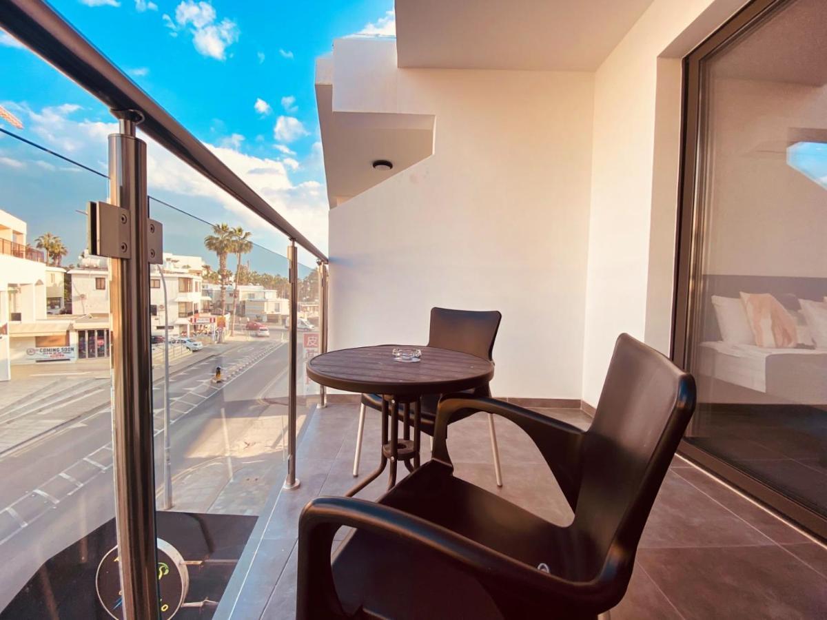 Phaedrus Living: Seaside Luxury Flat Athina 118 Apartamento Pafos Exterior foto
