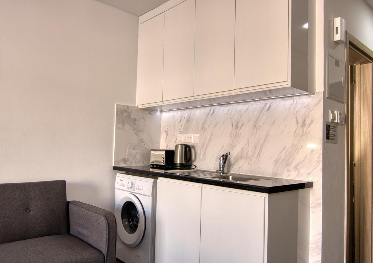 Phaedrus Living: Seaside Luxury Flat Athina 118 Apartamento Pafos Exterior foto